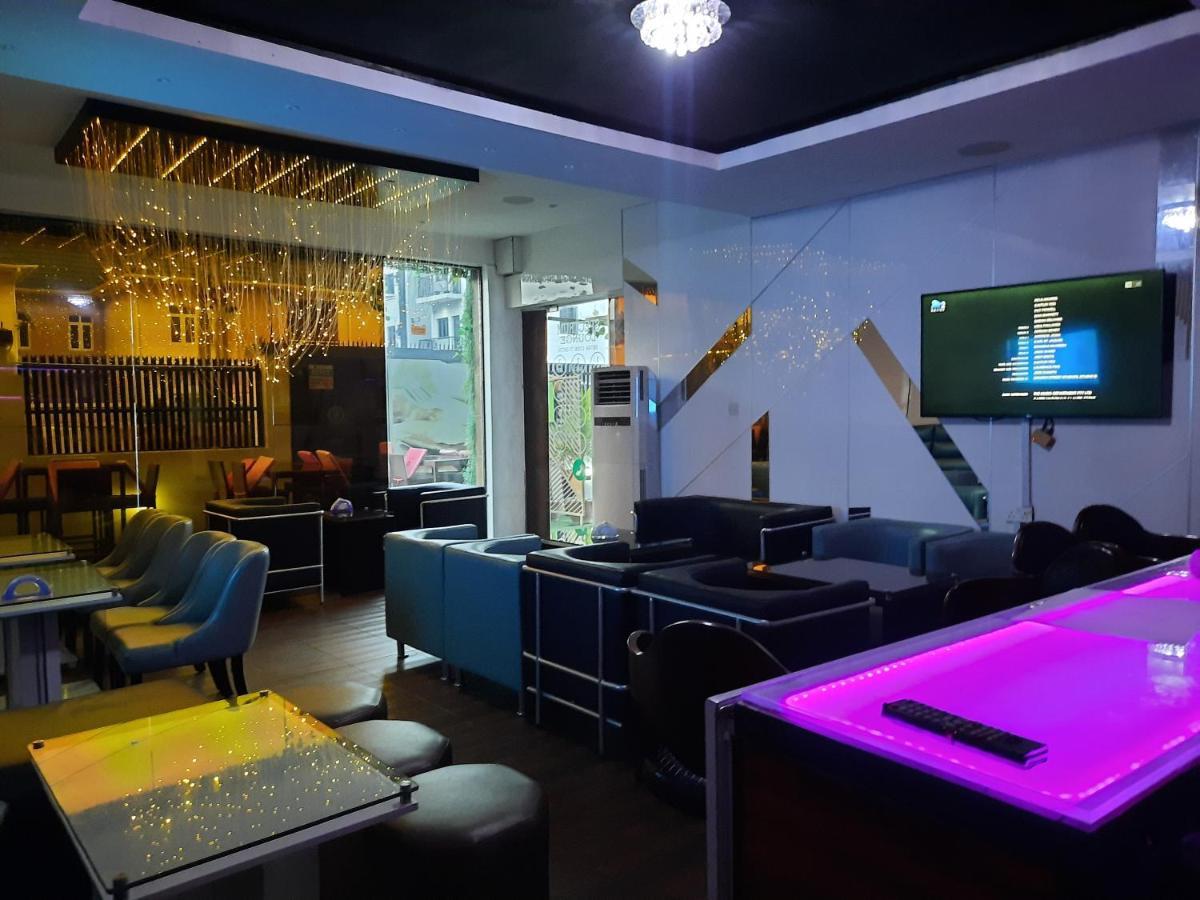 James Court Hotel & Luxury Apartments Lekki Eksteriør bilde