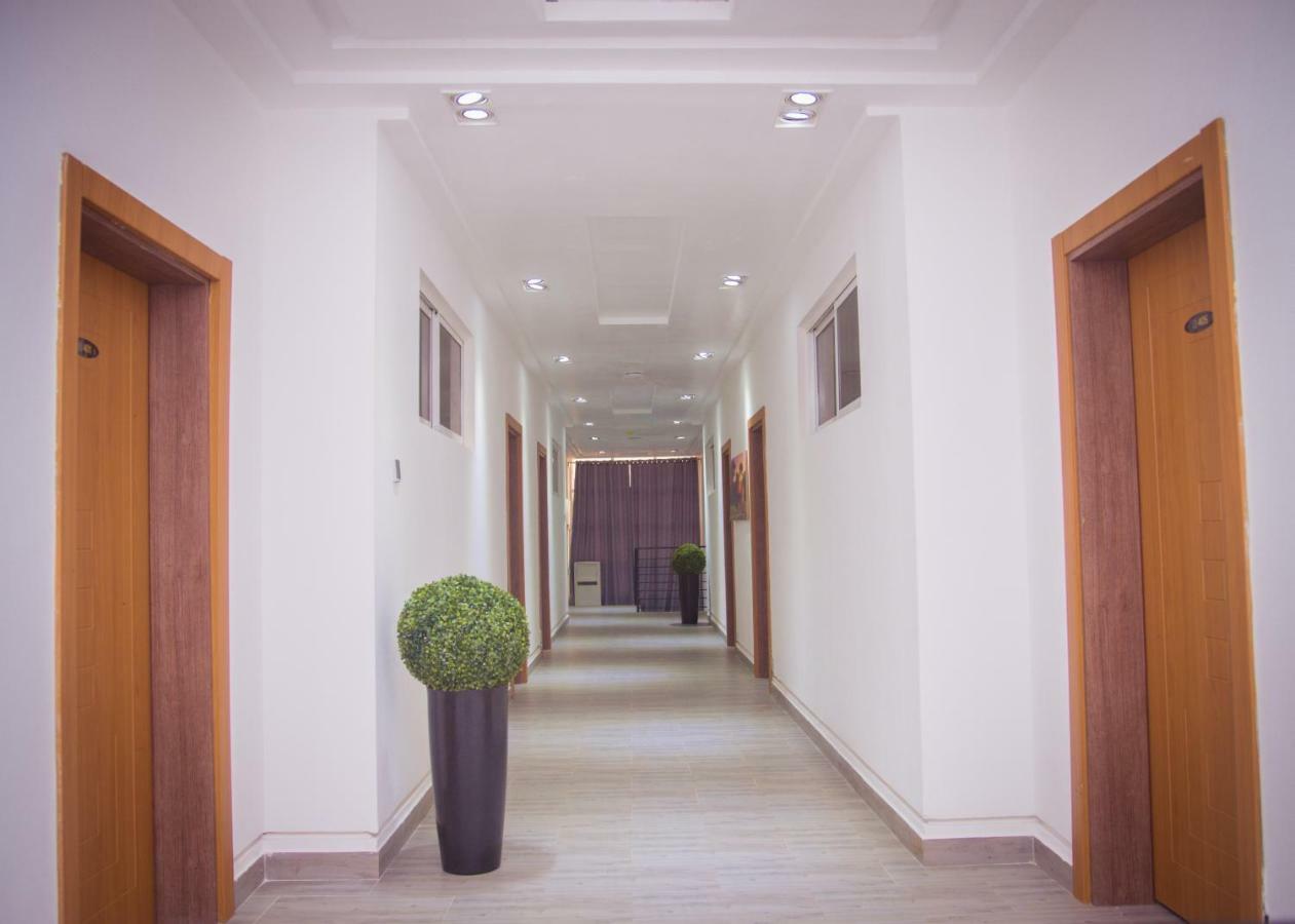 James Court Hotel & Luxury Apartments Lekki Eksteriør bilde